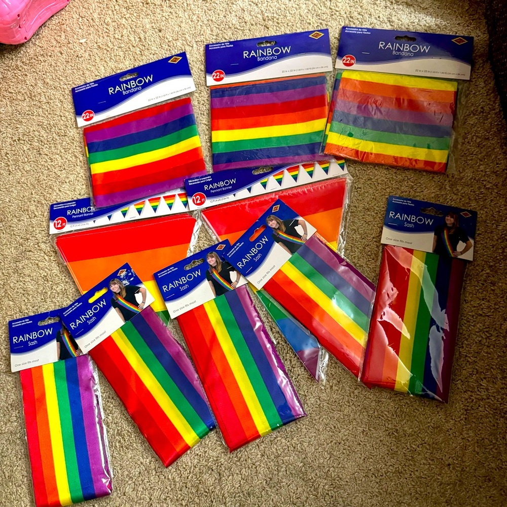 10‎ New Rainbow colored items